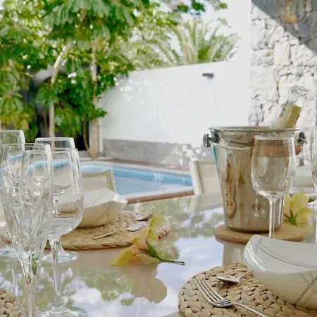 Villa Blue Portofino Los Cristianos, Heated Pool *