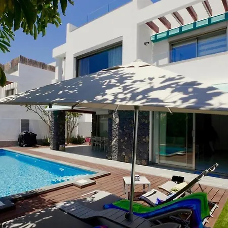 Holiday home Blue Portofino Cristianos, Pool